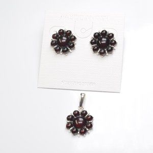 Baltic Amber Cherry Daisy Pendant and Earrings